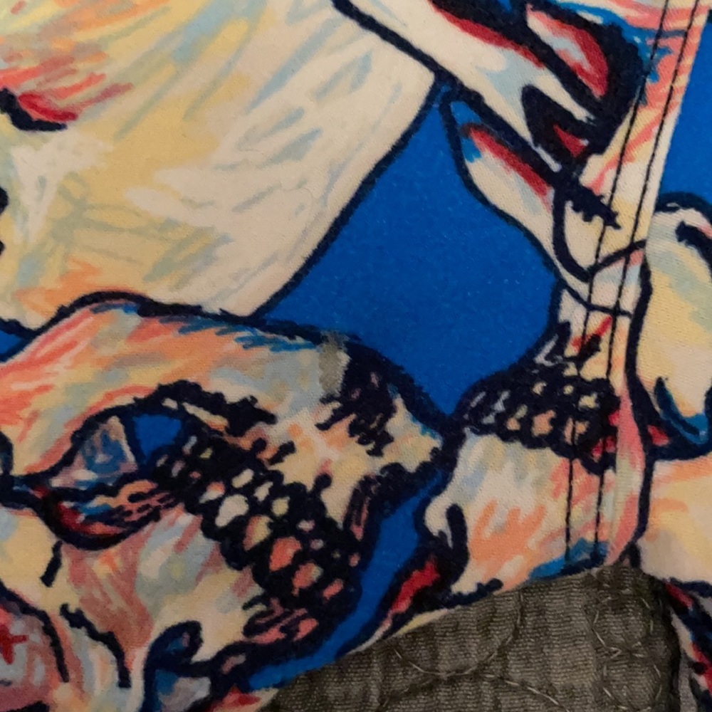 Lularoe skull leggings OS - Picture 3 of 4